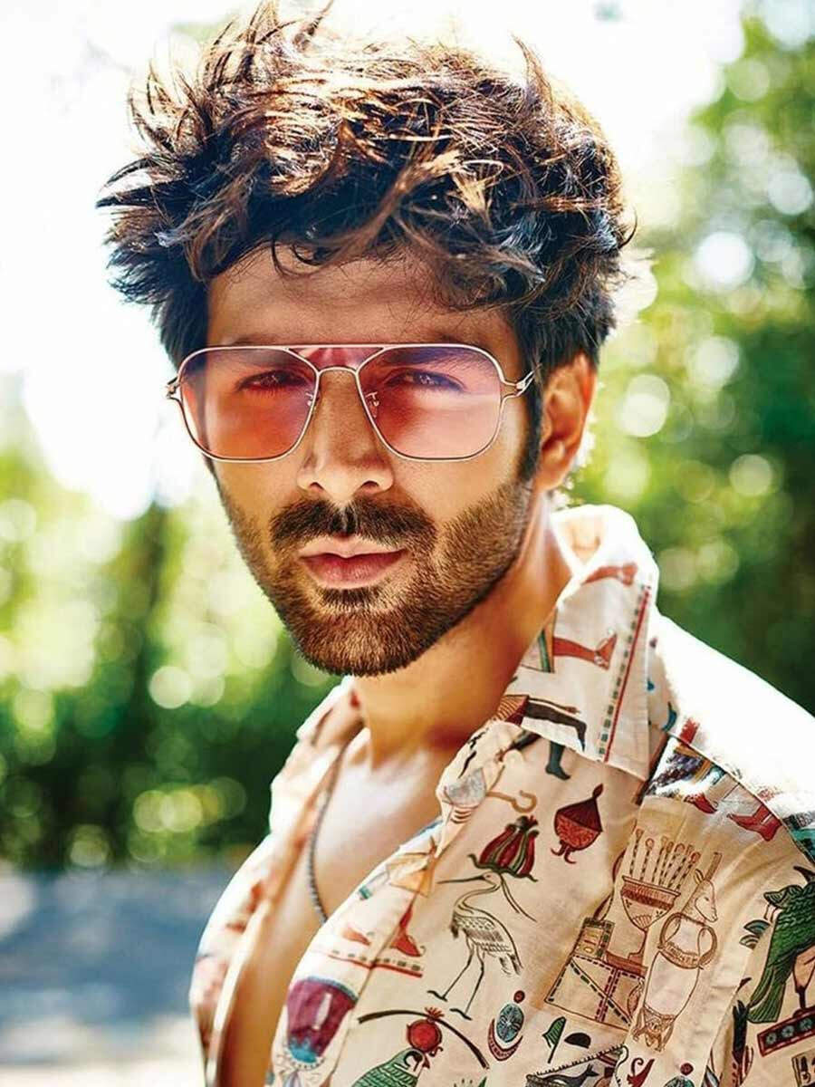 Kartik Aaryan Signs His First Superhero Film Titled Phantom | Filmfare.com