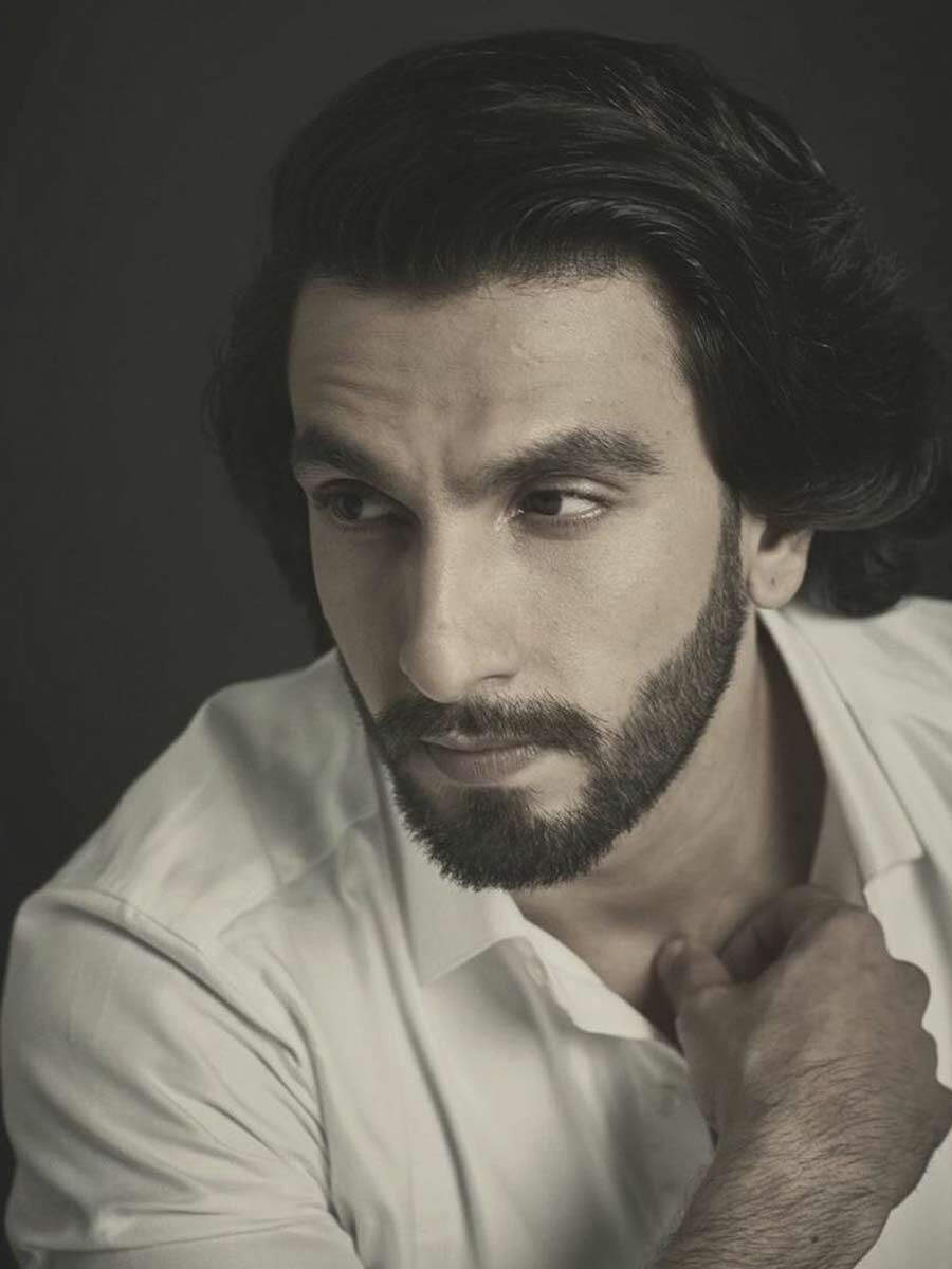 Ranveer Singh Gets Emotional As His Fans Celebrate His 10 Years In The Industry