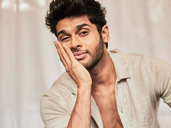 අභිමන්යු දසනි