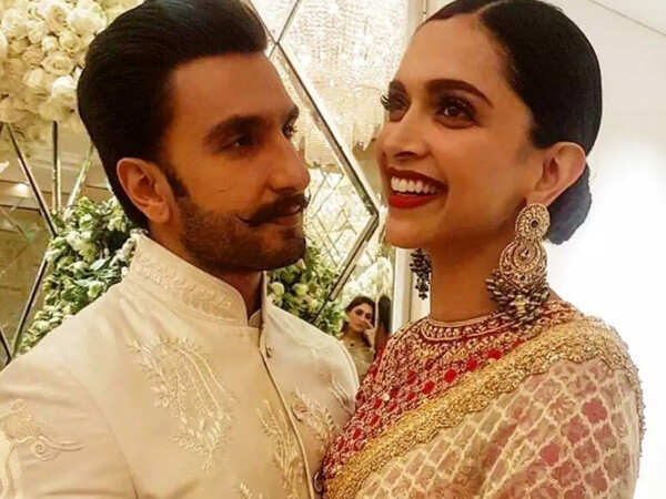 Fans in New York ask Ranveer Singh about Deepika Padukone; here's how the  actor reacted - WATCH video