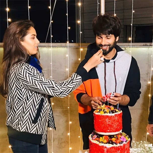 When Shahid Kapoor's daughter Misha finished her mommy Mira Rajput's birthday  cake | Bollywood News – India TV