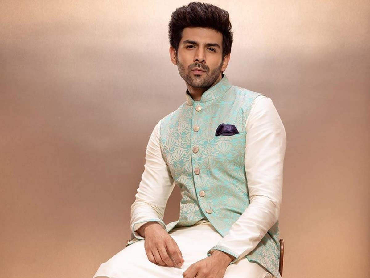 This reply of Kartik Aaryan on Instagram is hilarious and true AF