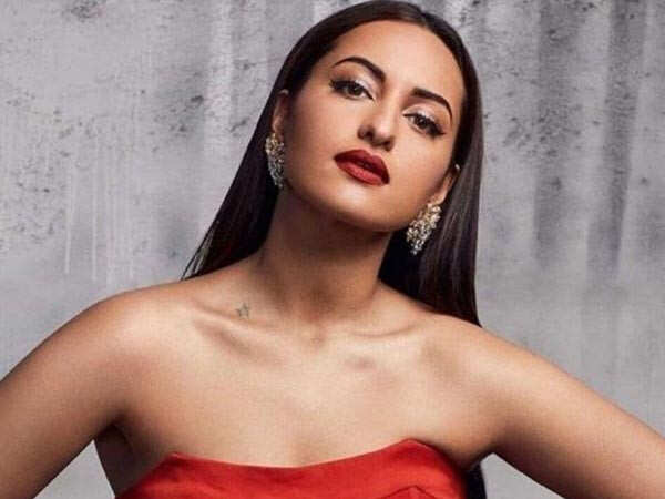 Sonakshi Sinha Body