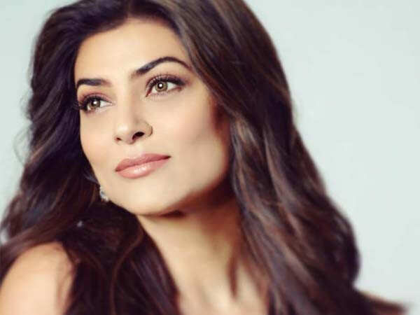 Sushmita Sen Had Refused To Lipsync A Suggestive Line In The Song Mehboob Mehboob Mere From Fiza Filmfare Com