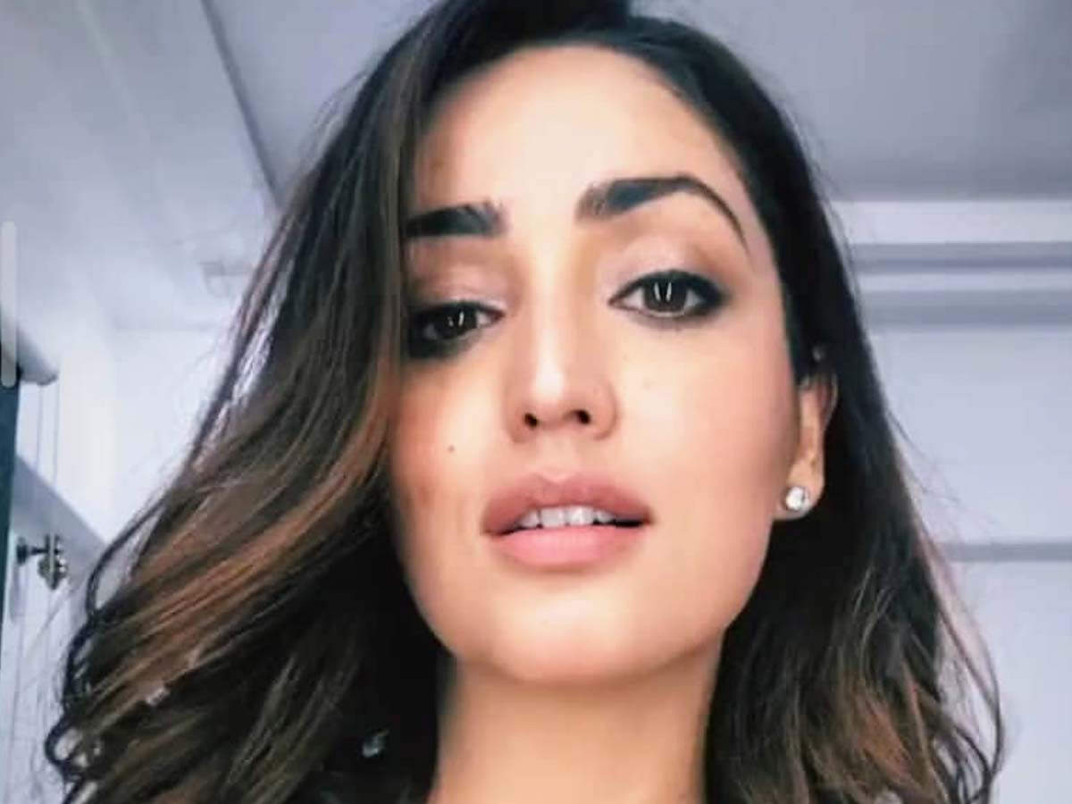 Yami Gautam presents the world’s very first brookie | Filmfare.com