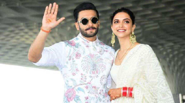 Fans in New York ask Ranveer Singh about Deepika Padukone; here's