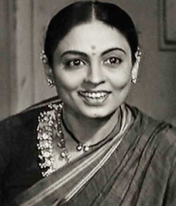 Swimsuit, Meenakshi Shirodkar