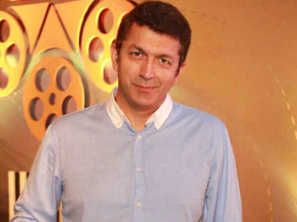 https://filmfare.wwmindia.com/content/2020/may/kunalkohli41590412034.jpg