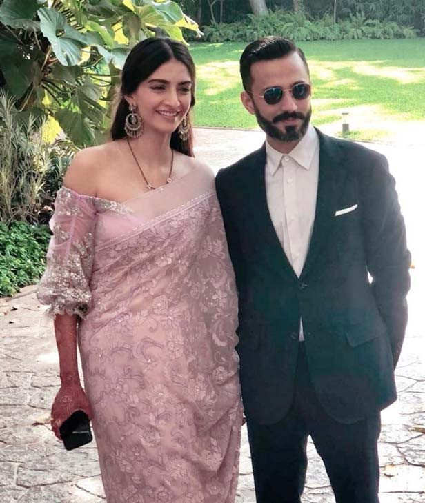 Sonam Kapoor And Anand Ahuja Have Fans Gushing With Their Latest Video Filmfare Com