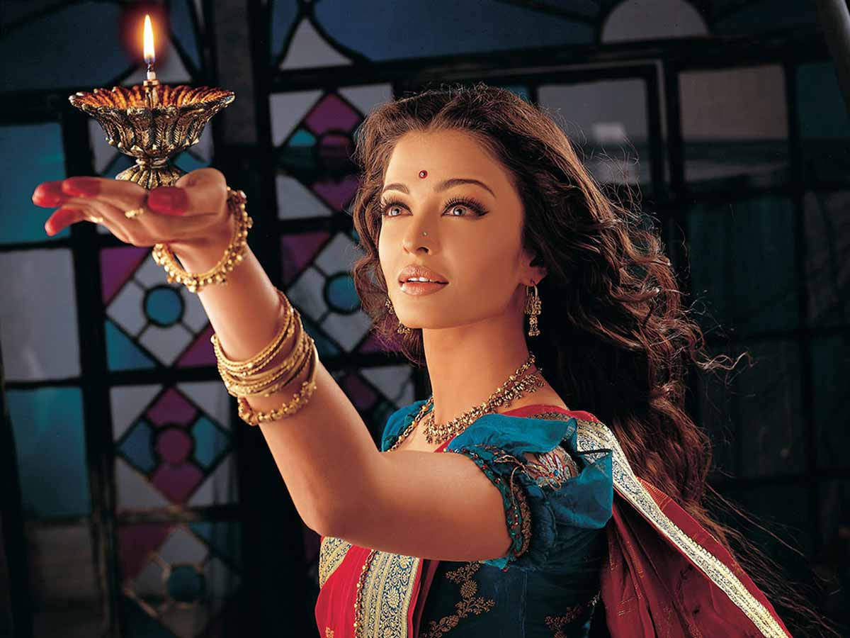 Aishwarya Rai Bachchan, Movies