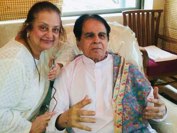 Dilip Kumar and Saira Banu’s latest picture is a treat for their fans ...