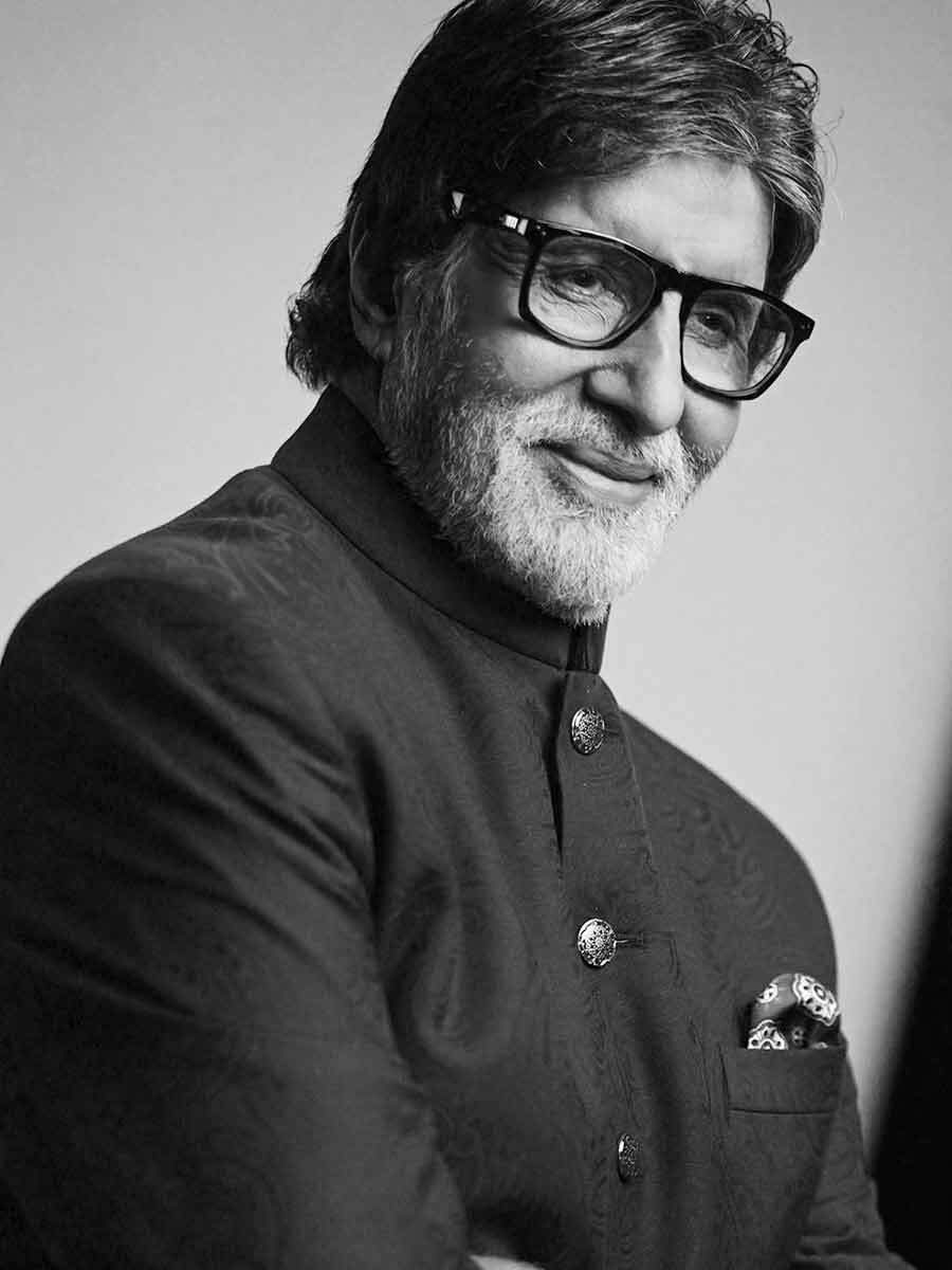 An Evening With Amitabh Bachchan During His Hiatus From The Pedestal |  HuffPost Entertainment