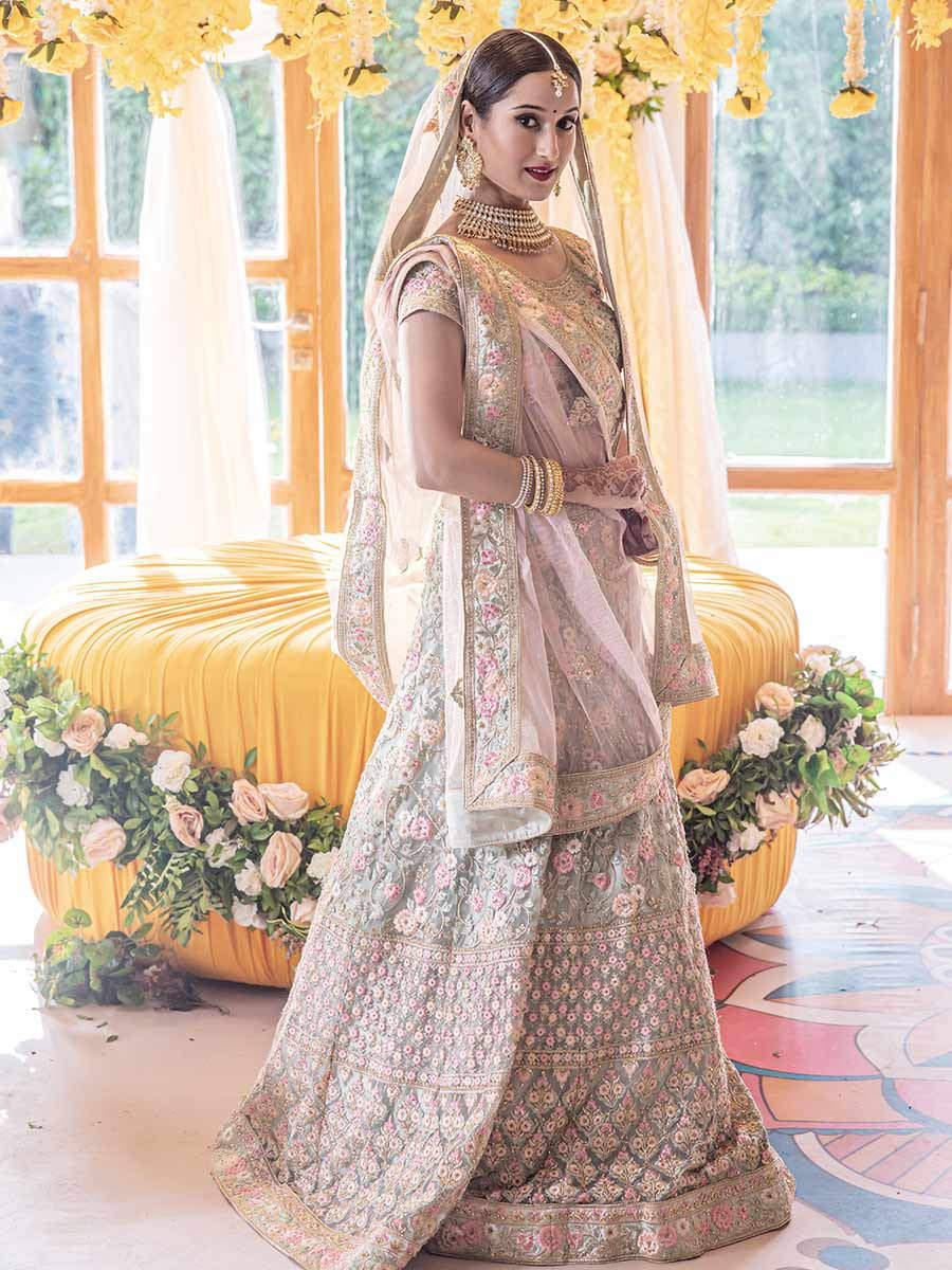 Discover 80+ manyavar lehenga for bride best