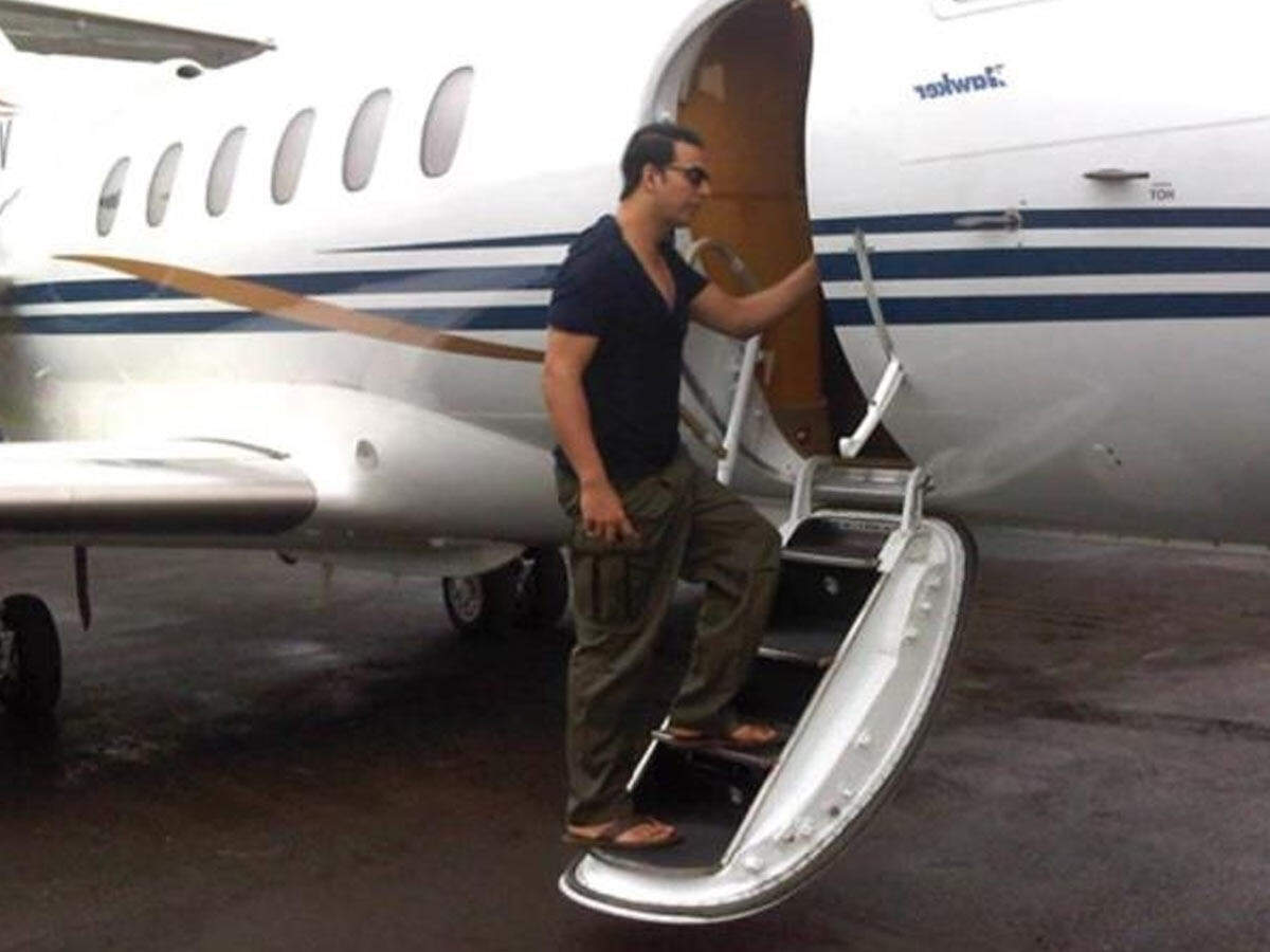 The price of Akshay Kumar's private jet will leave you tongue-tied