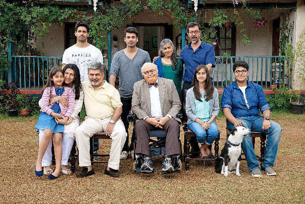Most memorable character roles of the late Rishi Kapoor