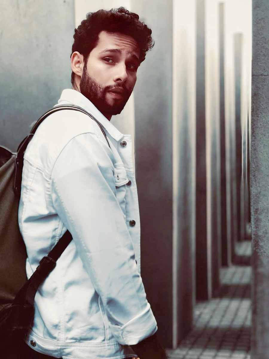 Siddhant Chaturvedi begins shooting for Shakun Batra’s next | Filmfare.com