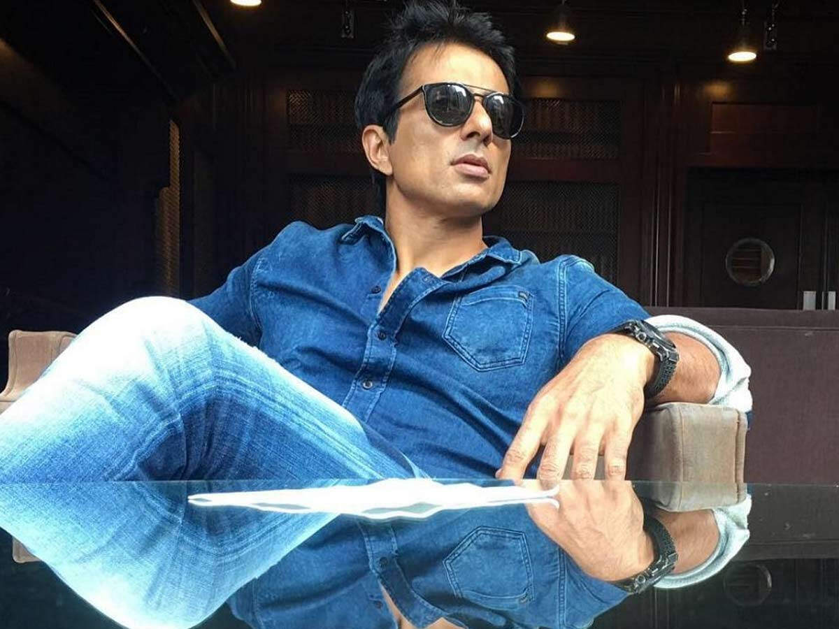 Sonu Sood Akshay Kumar