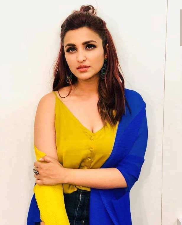 Bollywood stars who left their jobs to pursue a career in acting
