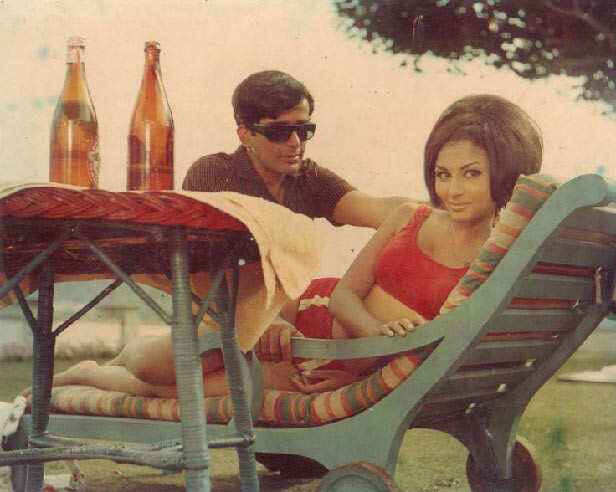 Sharmila Tagore Hot Fuck Videos - Blast from the past: When Sharmila Tagore wanted her swimsuit pics removed  | Filmfare.com