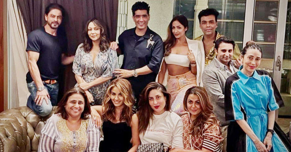 SRK, KJo, Kareena Kapoor Khan And Many Others Party On Sunday Night
