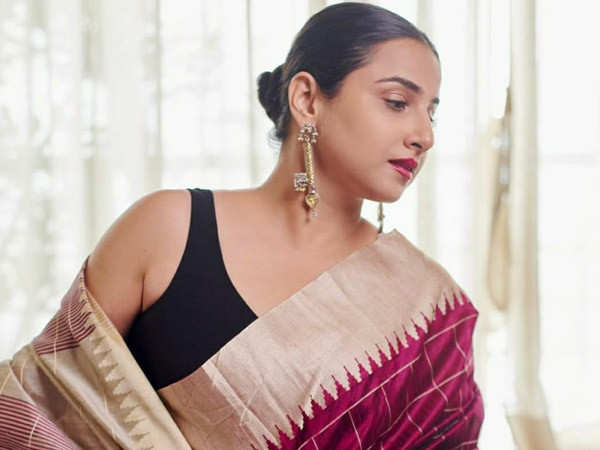 Vidya Balan marks National Handloom Day with these stunning pictures