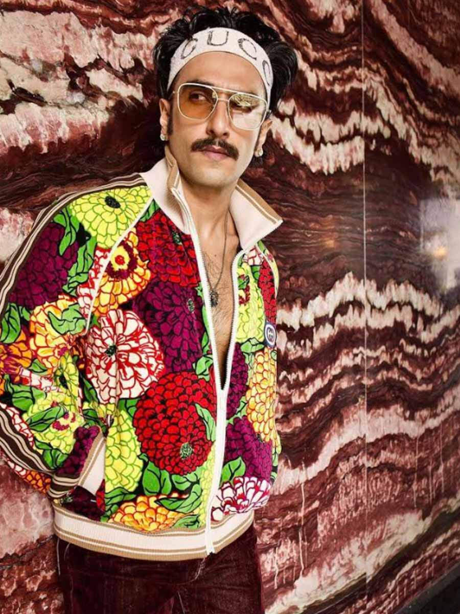 Super Quirky Accessories Only Ranveer Singh Can Pull Off Filmfare Com