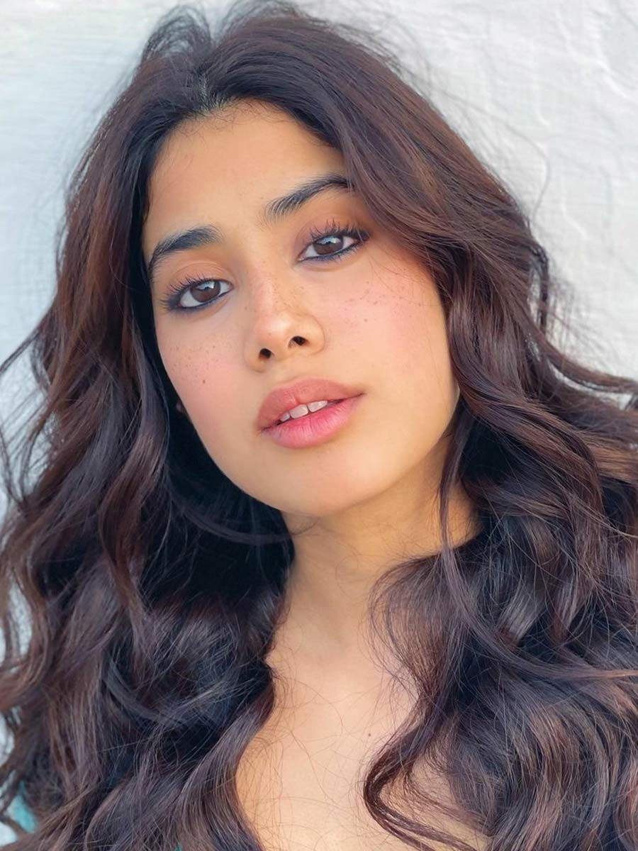 Janhvi Kapoor Has A Mature Thought On Competition In The Industry Filmfare Com