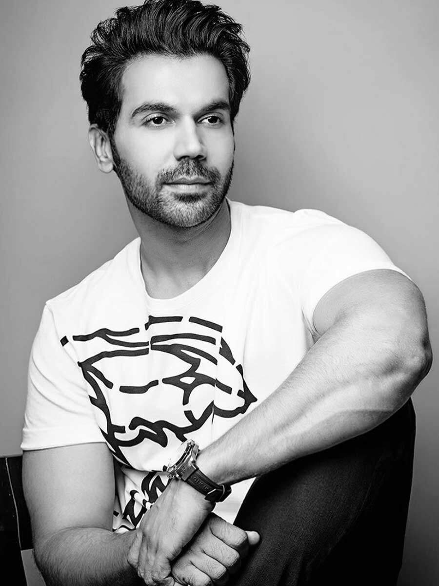 Rajkummar Rao, Janhvi Kapoor, Varun Sharma’s Roohi First Look Out Along ...