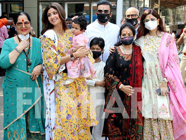 Shilpa Shetty Seek Blessings At Siddhivinayak Temple On Her Daughter S First Birthday Filmfare Com