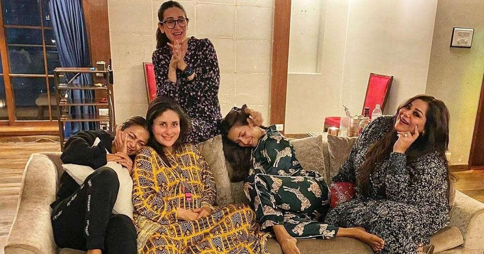 Kareena Kapoor Khan has a fun pyjama night with her squad | Filmfare.com