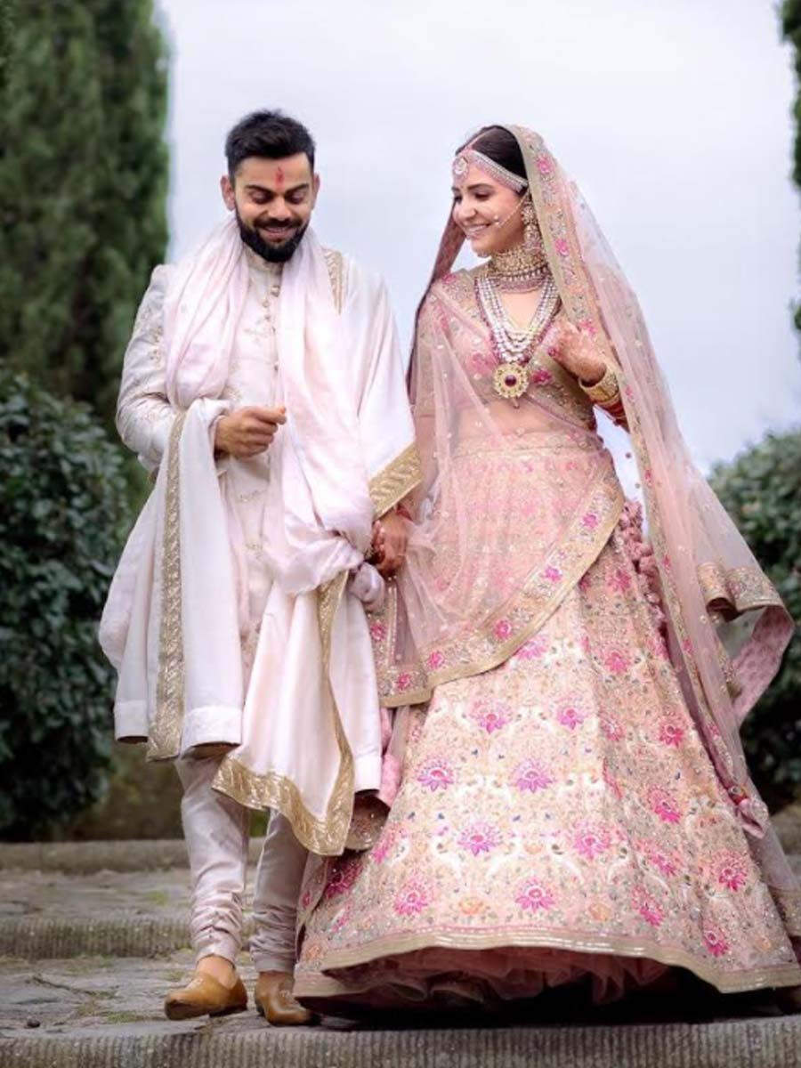 A Round Up Of Anushka Sharma s Wedding Looks Filmfare