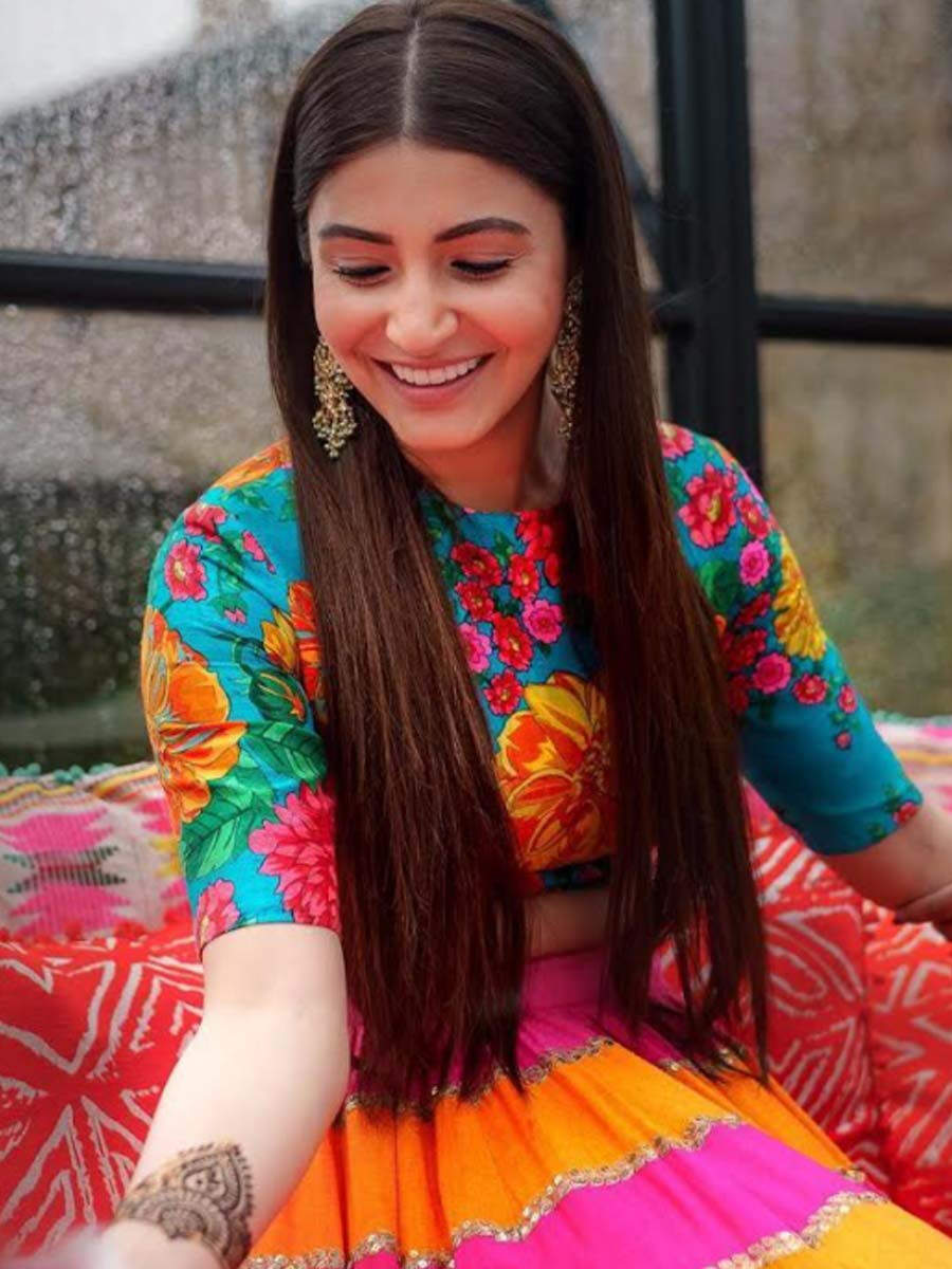 The story behind Anushka Sharma-Virat Kohli's exclusive wedding trousseau |  - Times of India