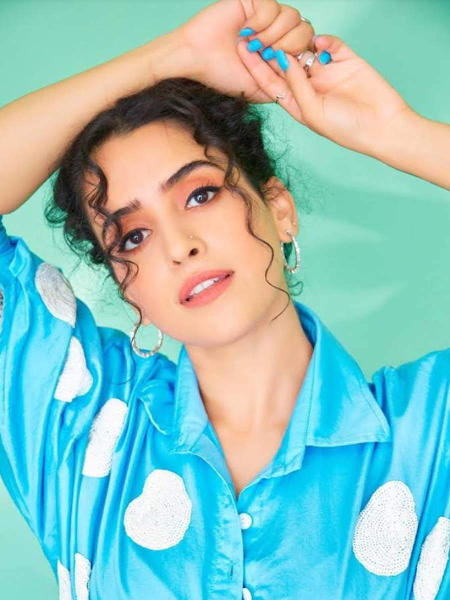 Sanya Malhotra joins Rajkummar Rao in the Hindi remake of Telugu film HIT |  Filmfare.com