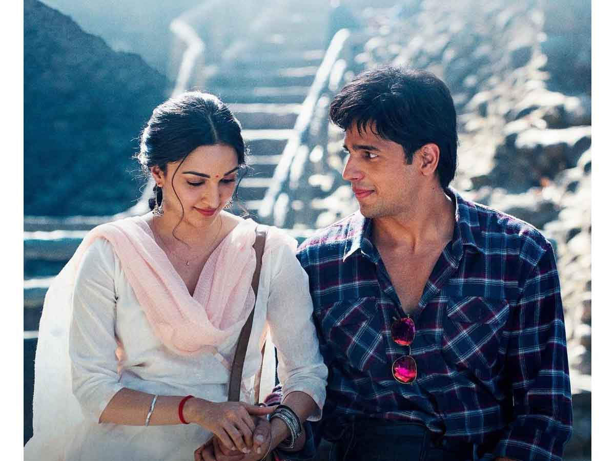 Sidharth Malhotra And Kiara Advani Impress Bollywood With Shershaah Trailer