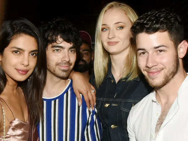 Photo: Priyanka Chopra wishes Joe Jonas and Sophie Turner for