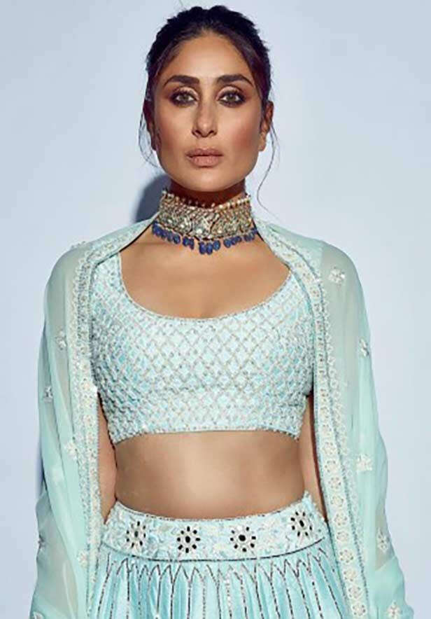 Bollywood Divas Who Looked Ethereal In Ethnic Chokers 