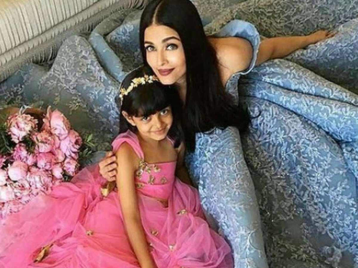 Aaradhya ♡ on X: Aishwarya Rai Bachchan's Outfit Details!  #AishwaryaRaiBachchan #PonniyinSelvan  / X