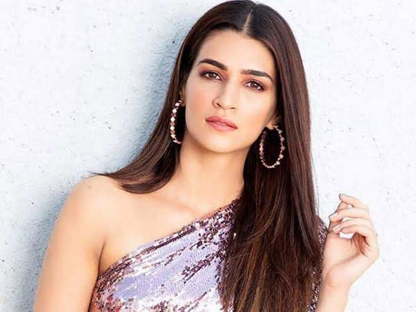 Exclusive: Kriti Sanon wraps first schedule of Ganapath; starts shooting Shehzada