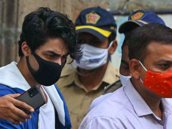 Visuals! Aryan Khan released from the Arthur Road Jail today