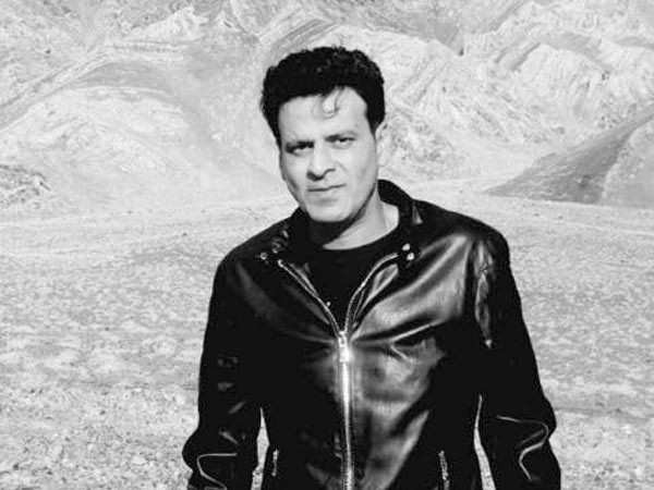 Manoj Bajpayee shares his grief and thanks fans for condolence messages