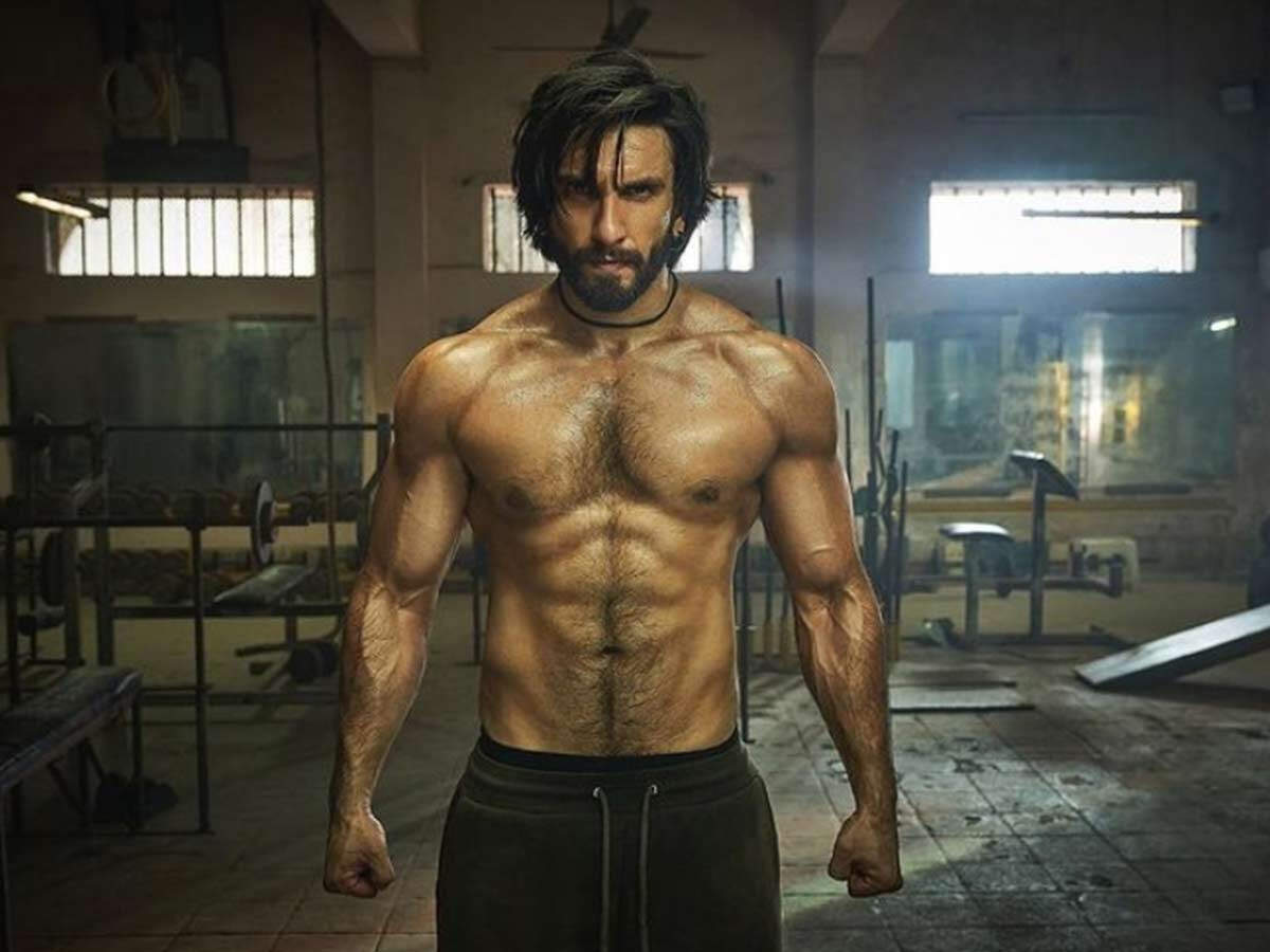 Ranveer Singh Serves Major Thirst Trap As His Chest Peeks From His