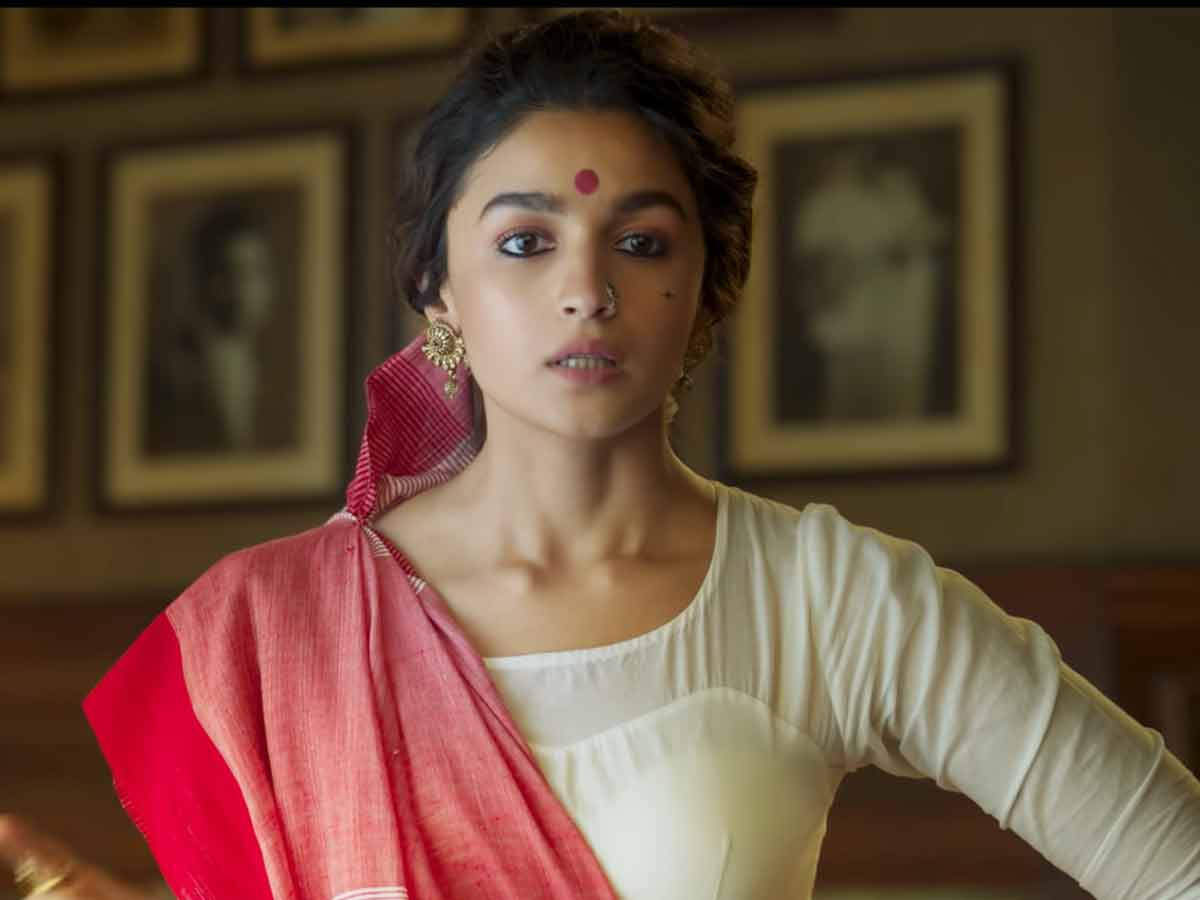 Gangubai Kathiawadi: Alia Bhatt's movie finally gets a release date ...