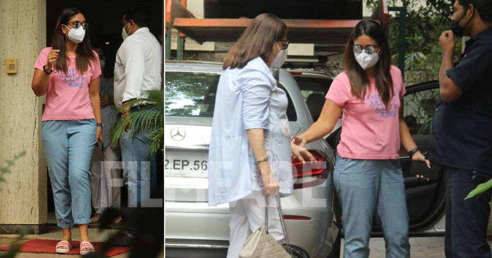 In footage: Kareena Kapoor Khan and Babita Kapoor snapped within the metropolis