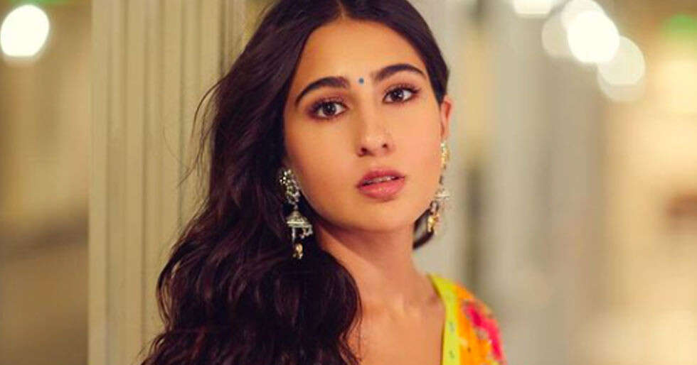 Footage: Sara Ali Khan seems ‘pyaari’ in a saree