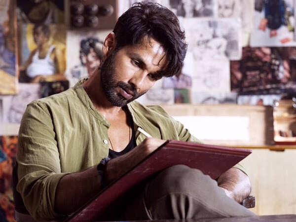 Shahid Kapoor Pics - Shahid Kapoor Photos - Shahid Kapoor Wallpapers