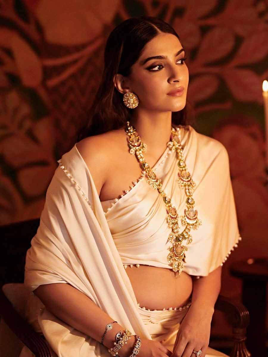 Birthday Special: Sonam Kapoor Ahuja's Trendiest Saree Looks To
