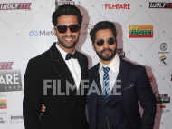 Wolf777news Filmfare Awards 2022: Varun Dhawan and Vicky Kaushal look dapper as on the red carpet