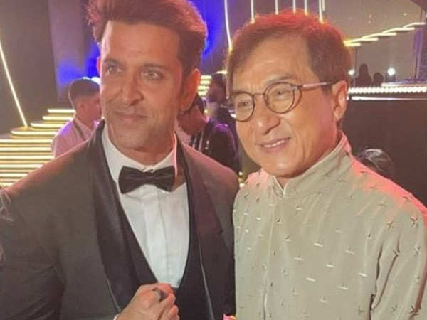 Hrithik Roshan dances to Ek Pal Ka Jeena and poses with Jackie Chan at the Red Sea Film Festival
