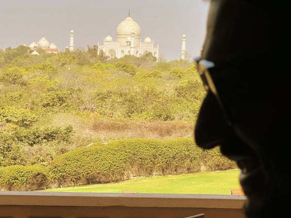 Arjun Kapoor and Ranbir Kapoor visit Taj Mahal