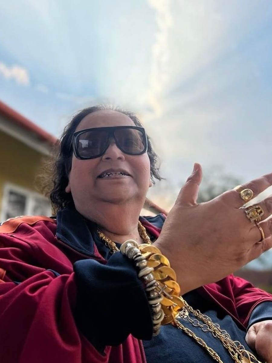 Late Bappi Lahiri's selfie.